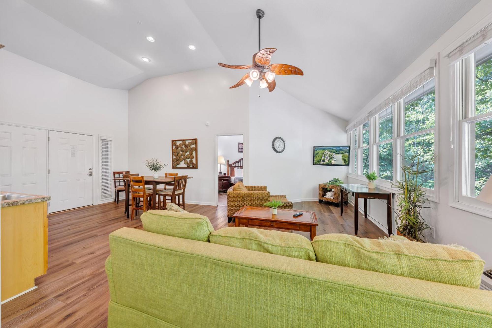 Halesford Harbour Resort - Smith Mountain Lake Moneta Exterior foto